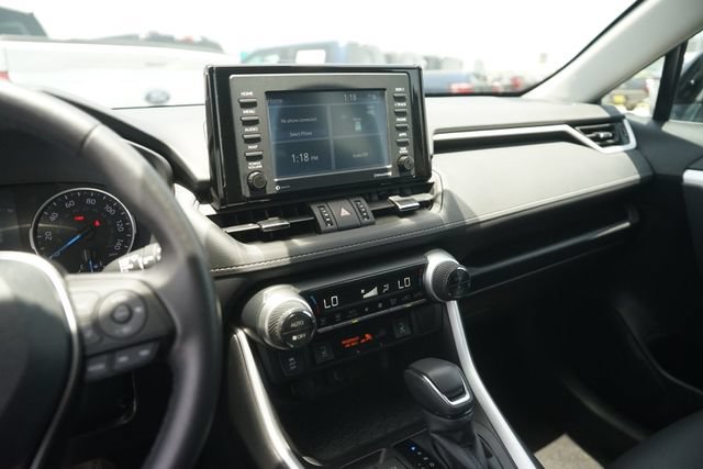 Used 2021 Toyota RAV4 XLE Premium AWD/4WD image 27