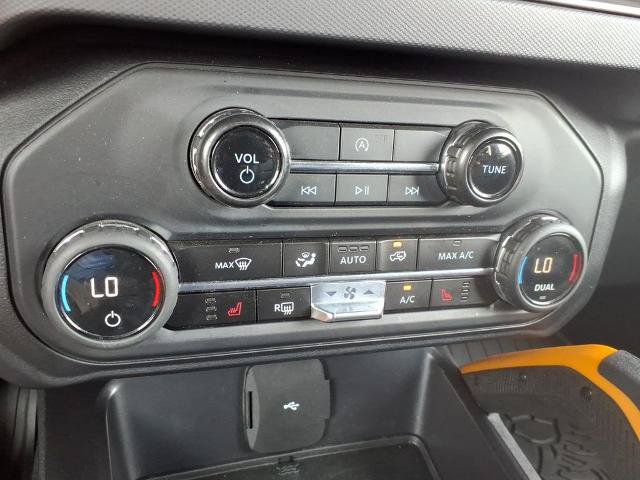 Certified 2024 Ford Bronco Badlands w/ Sasquatch Package AWD/4WD image 19