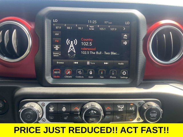 Used 2023 Jeep Wrangler Unlimited Rubicon w/ LED Lighting Group AWD/4WD image 27