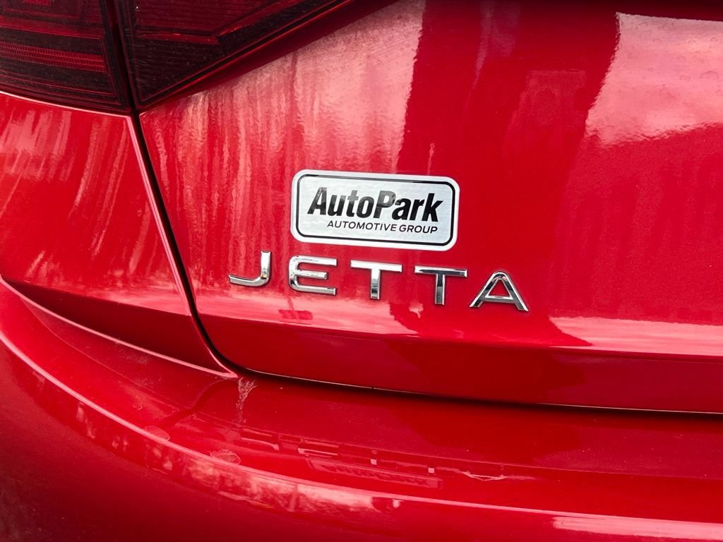 Used 2023 Volkswagen Jetta SE FWD image 38