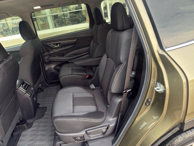 Used 2025 Subaru Ascent Premium AWD/4WD image 12