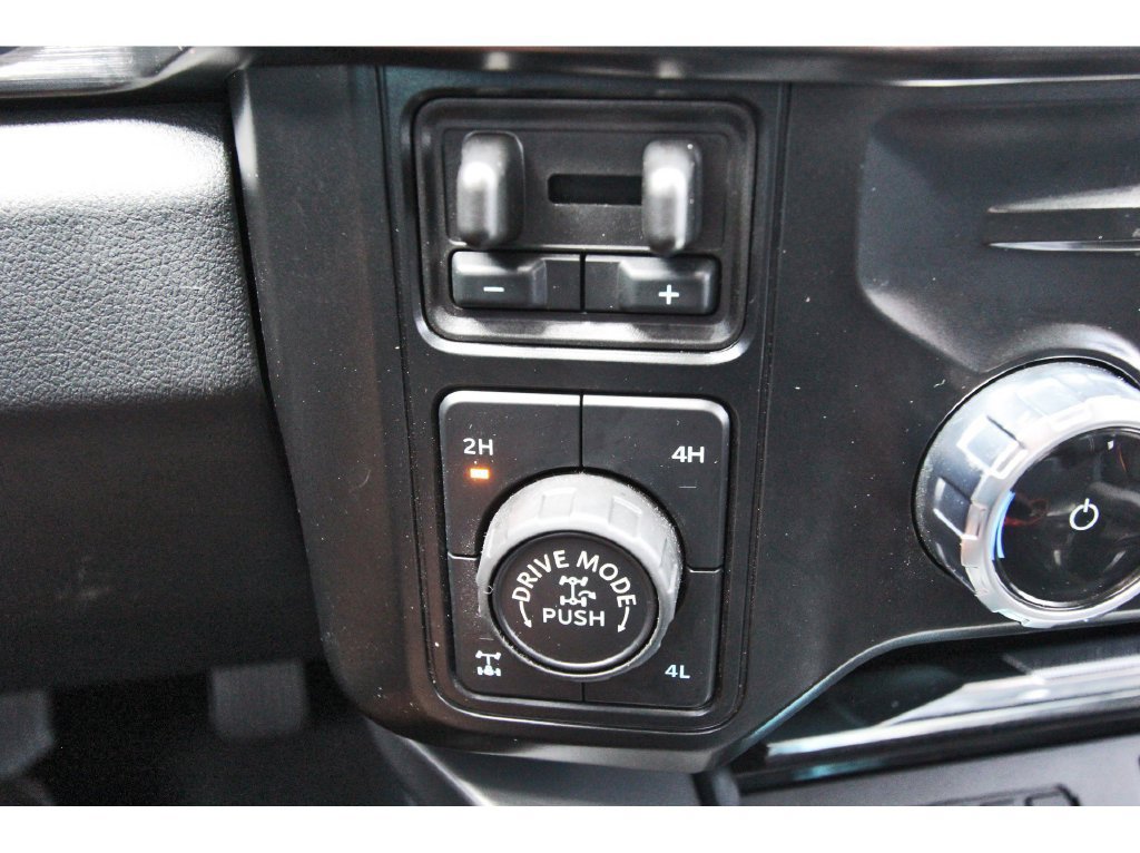 Certified 2026 Ford F250 Lariat w/ Tremor Off-Road Package AWD/4WD image 33