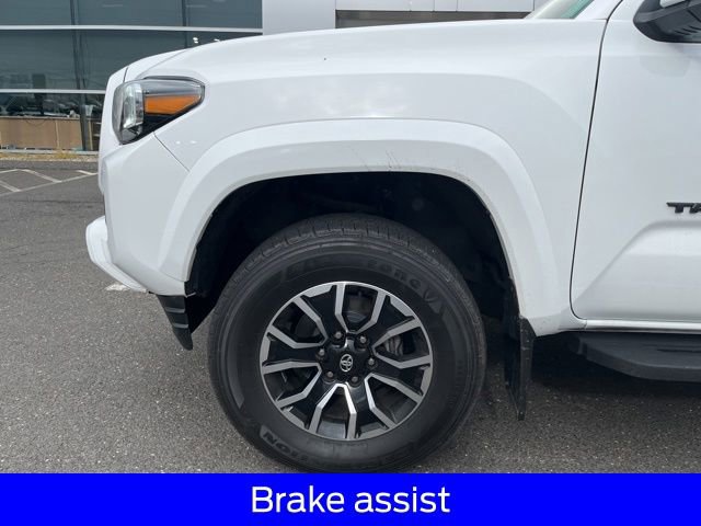 Used 2023 Toyota Tacoma TRD Sport w/ Black Out Package (TMS) AWD/4WD image 11