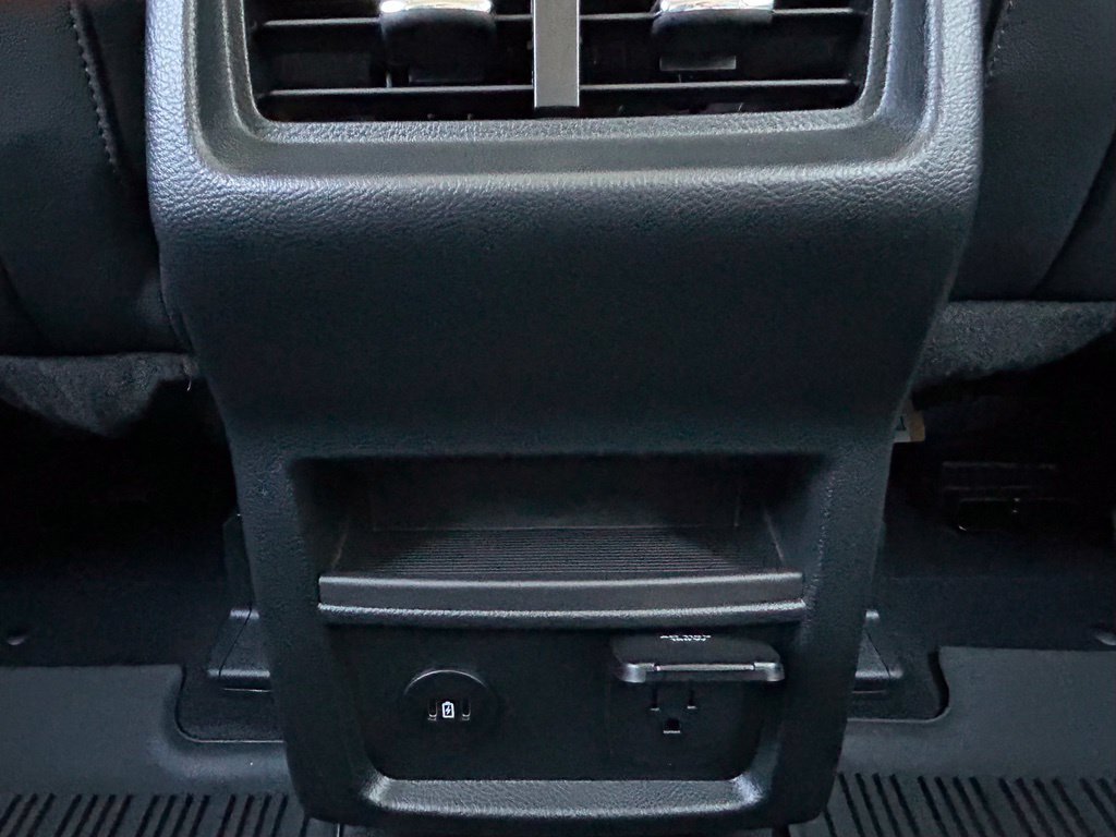 Certified 2024 Ford Edge SEL w/ Convenience Package AWD/4WD image 30