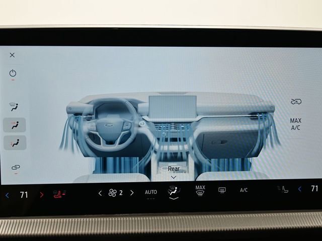 Certified 2025 Ford Explorer Platinum image 14