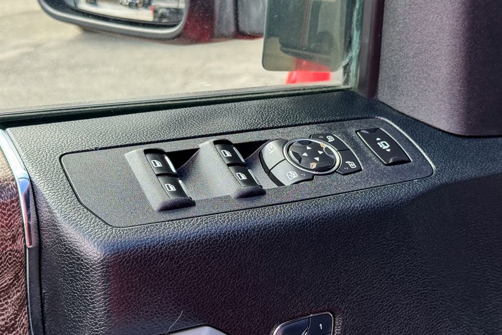 Certified 2018 Ford F250 Lariat w/ Lariat Ultimate Package AWD/4WD image 28