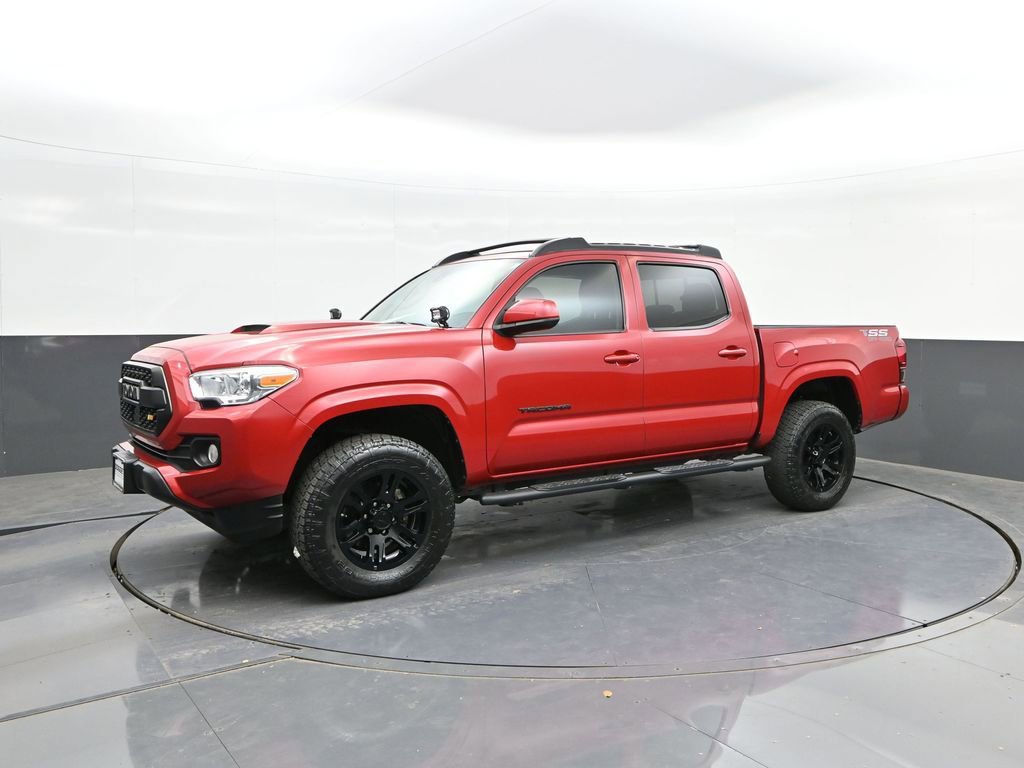 Used 2022 Toyota Tacoma SR AWD/4WD image 1
