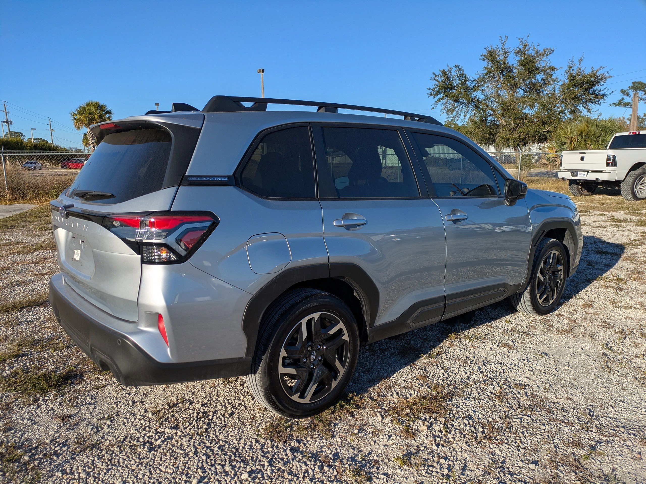 Used 2025 Subaru Forester Limited image 5