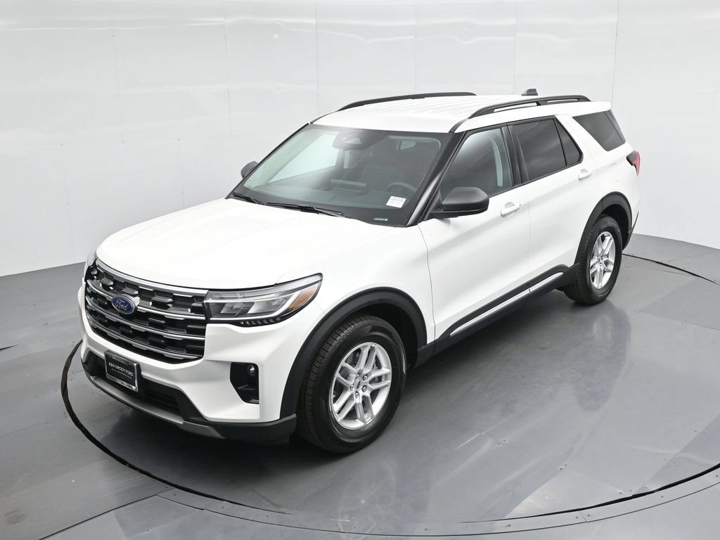 Certified 2025 Ford Explorer Active RWD image 36