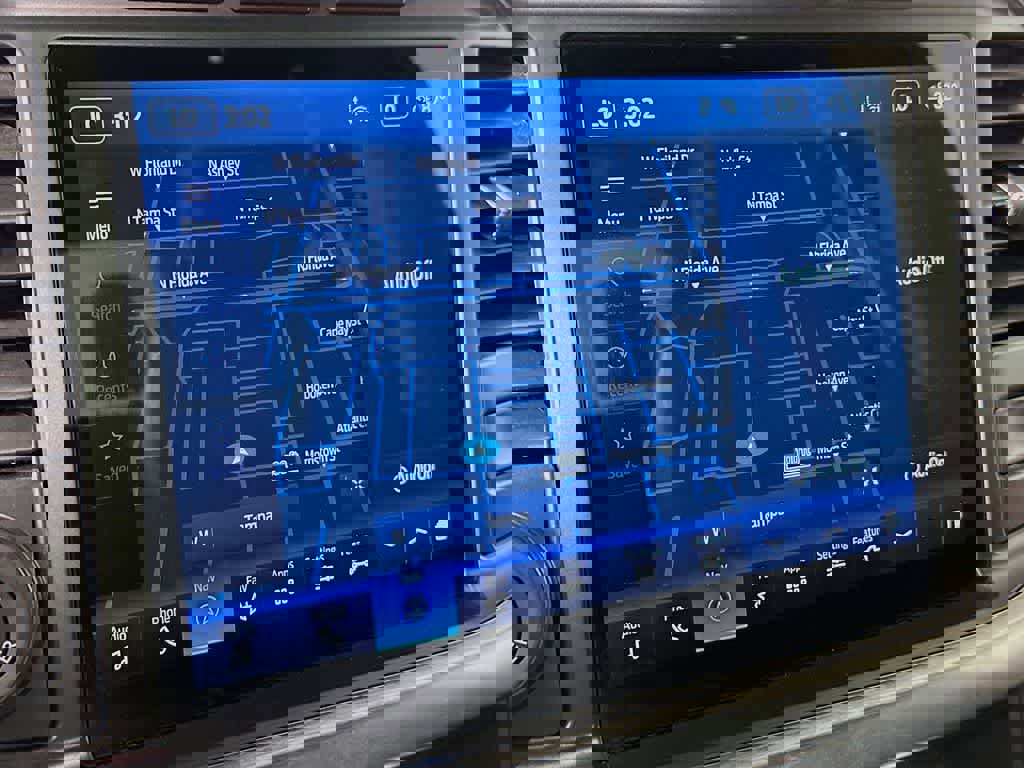 Certified 2022 Ford F150 Lariat image 27