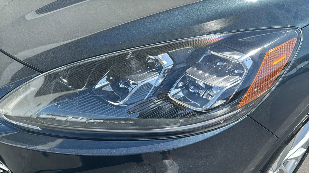 Certified 2022 Ford Escape Titanium w/ Titanium Elite Package image 7