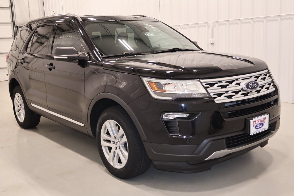 Certified 2019 Ford Explorer XLT w/ Equipment Group 201A AWD/4WD image 4