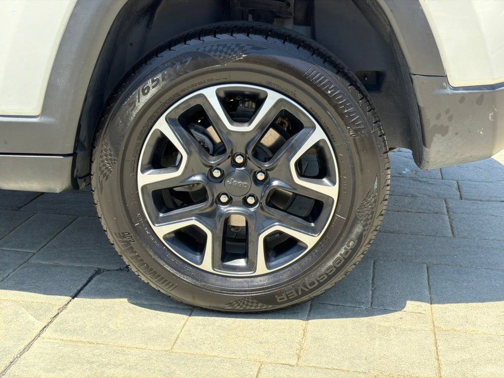 Used 2020 Jeep Compass Trailhawk AWD/4WD image 18