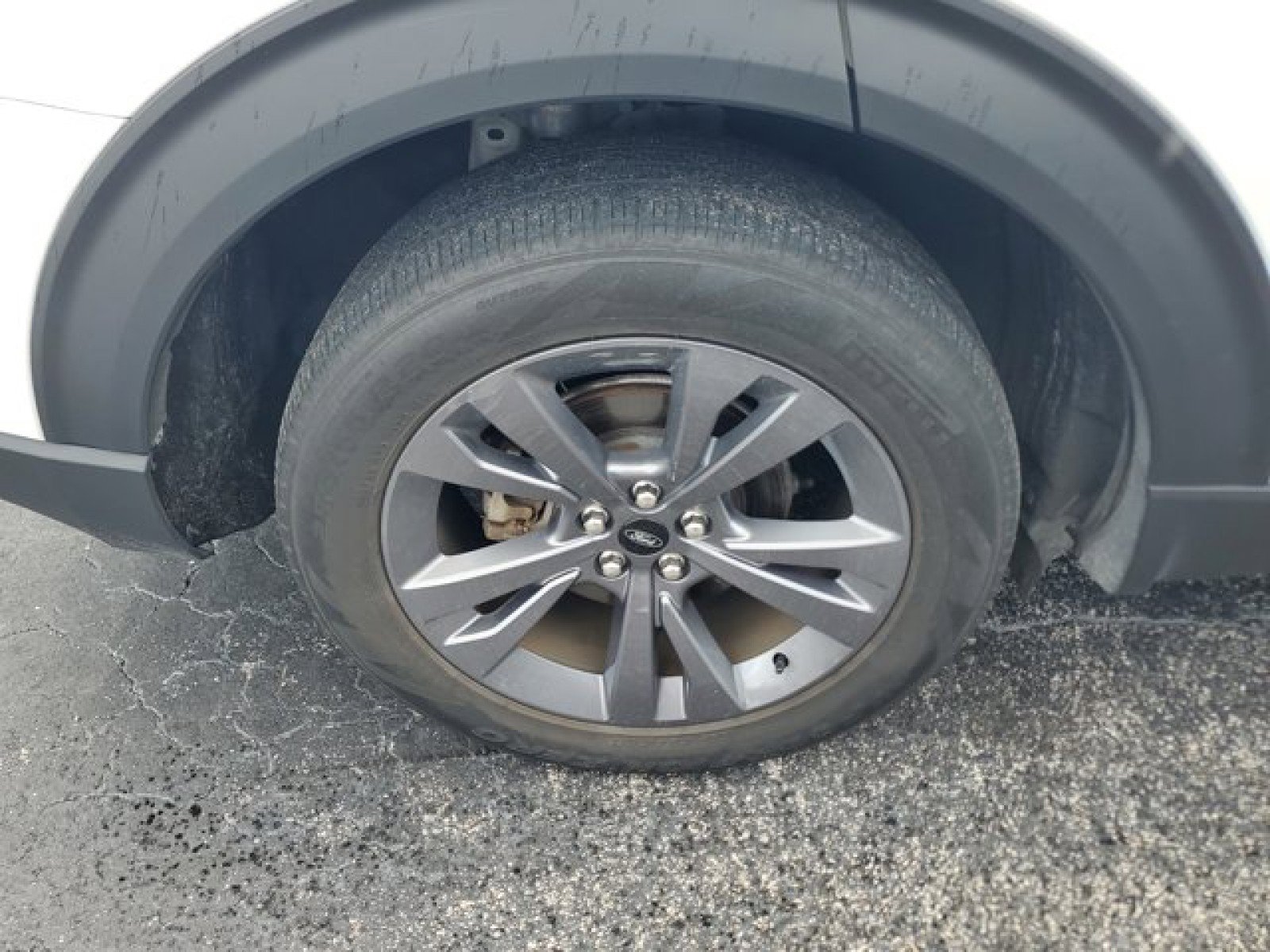 Certified 2023 Ford Explorer XLT w/ Equipment Group 202A RWD image 8