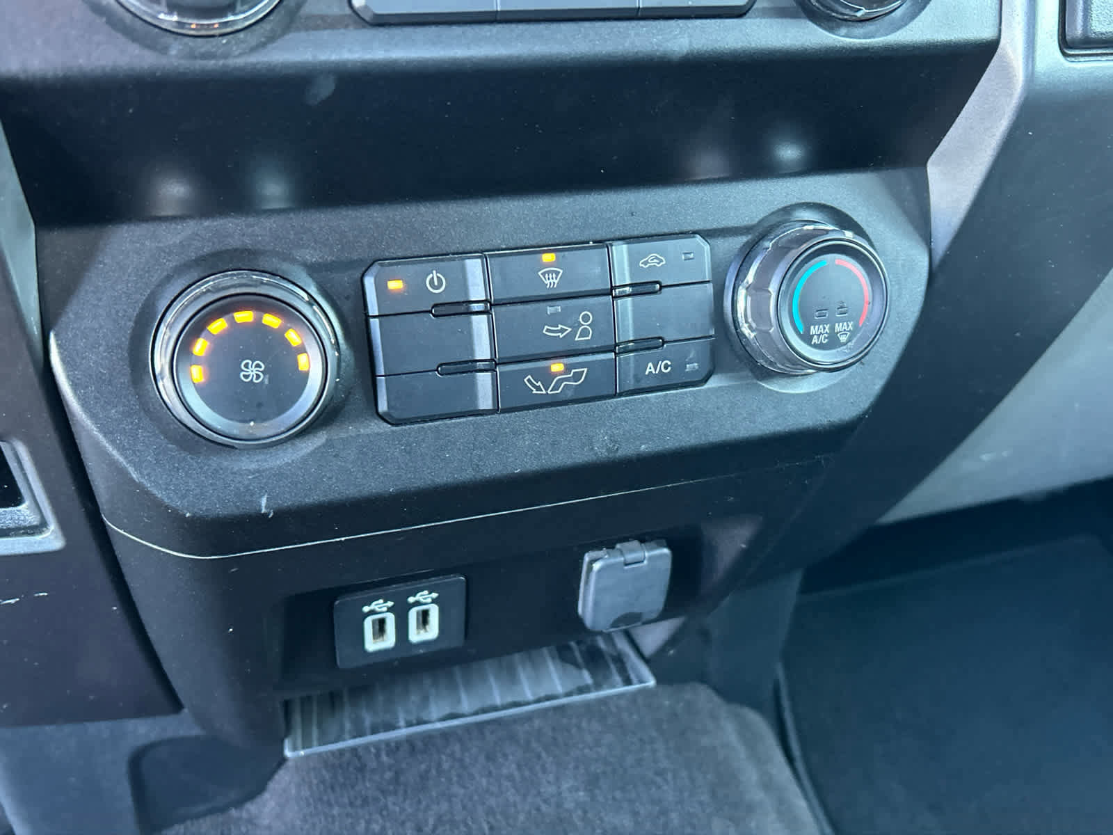 Certified 2020 Ford F150 XLT image 35