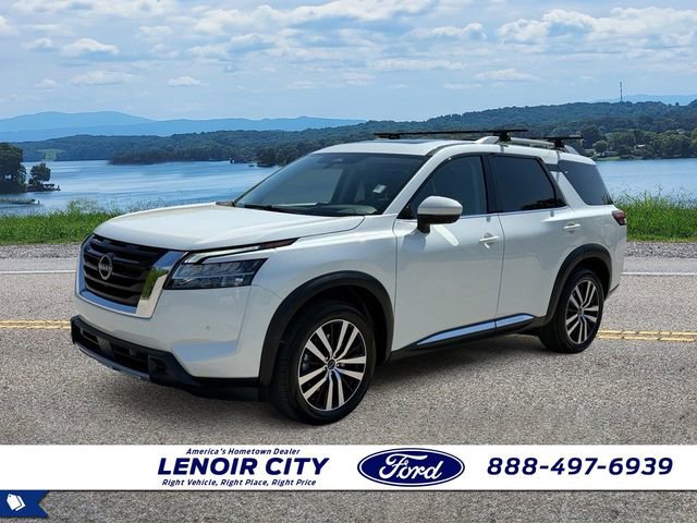 Used 2023 Nissan Pathfinder Platinum w/ Cargo Package FWD image 7