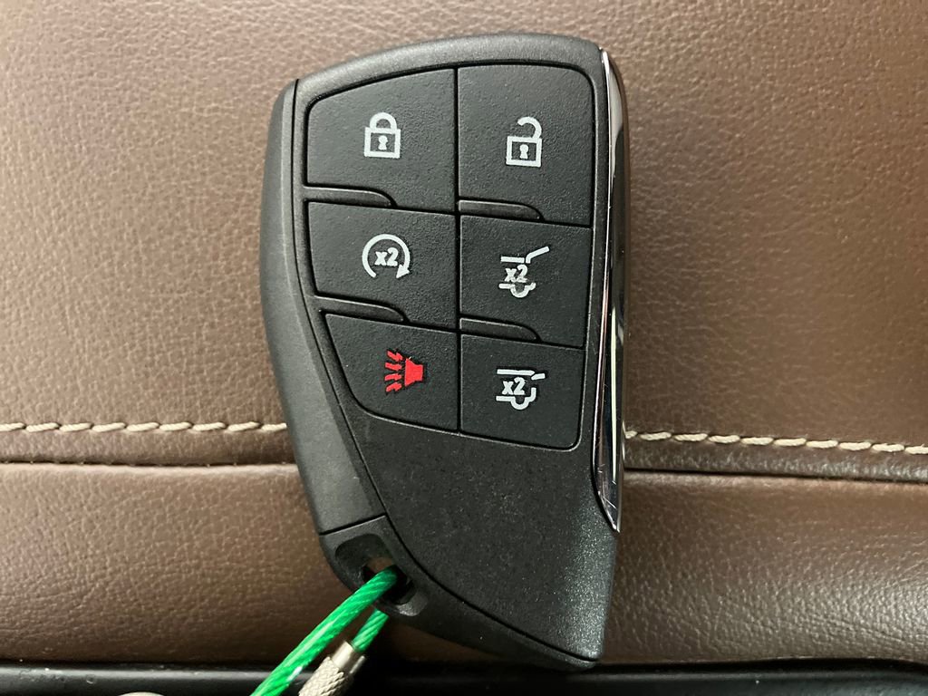 Used 2021 Chevrolet Tahoe High Country w/ Premium Package image 35