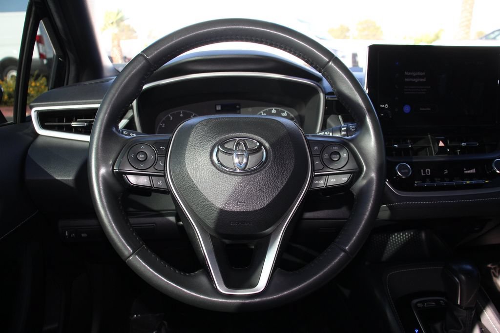 Used 2025 Toyota Corolla SE FWD image 16
