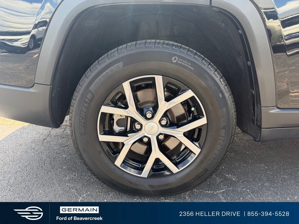 Used 2024 Jeep Grand Cherokee L Limited w/ Trailer Tow Package AWD/4WD image 10