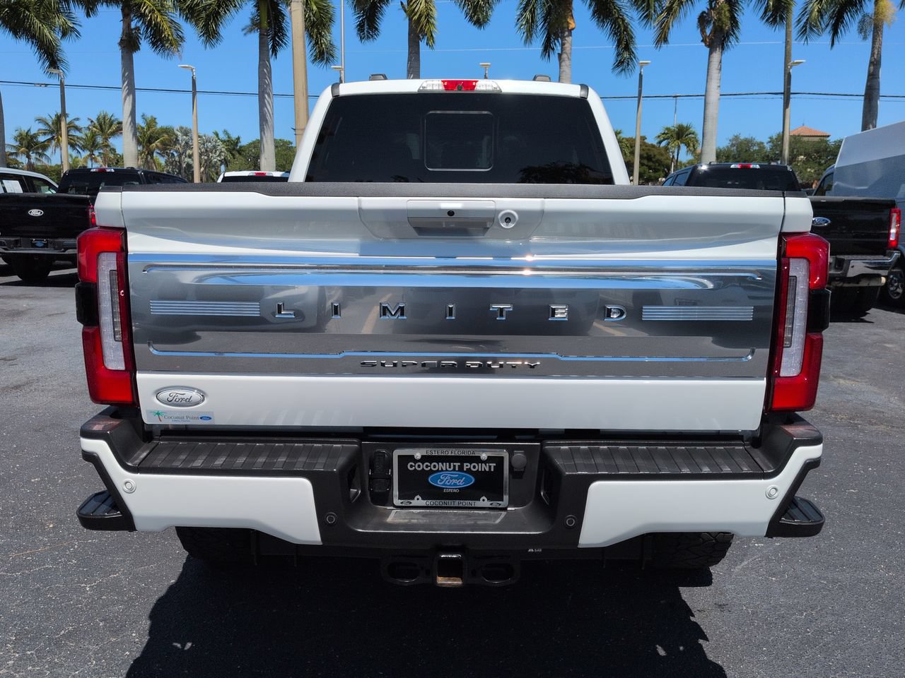Certified 2024 Ford F250 Limited w/ FX4 Off-Road Package AWD/4WD image 5