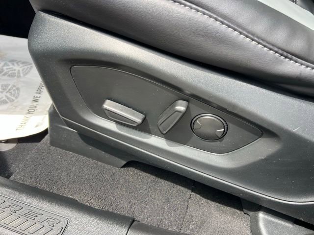 Certified 2024 Ford Explorer XLT w/ Equipment Group 202A AWD/4WD image 19