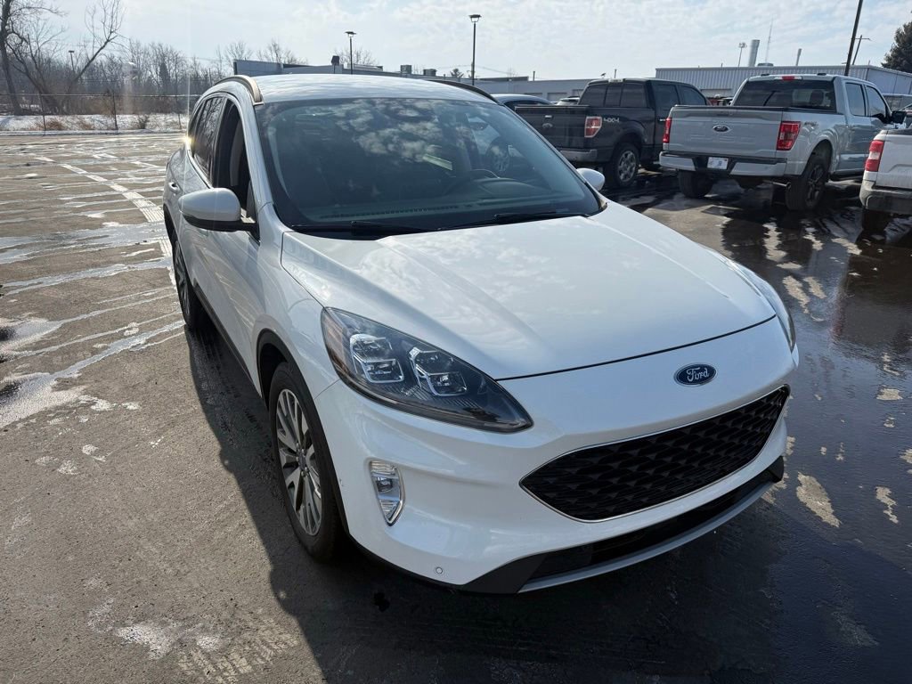 Certified 2020 Ford Escape Titanium image 8