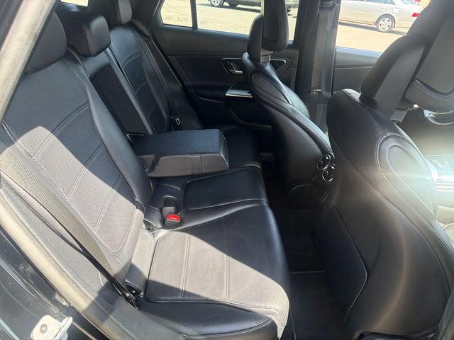 Used 2024 Mercedes-Benz GLC 300 4MATIC image 19