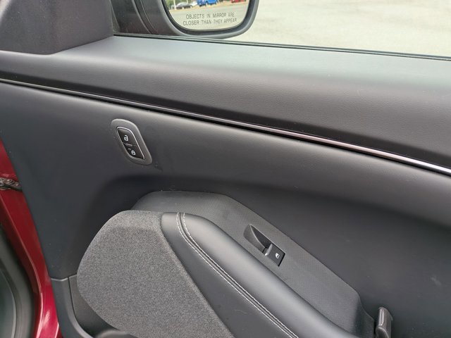 Certified 2025 Ford Mustang Mach-E Premium image 33