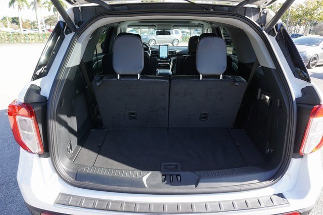 Certified 2022 Ford Explorer Limited w/ Limited Technology Package image 19