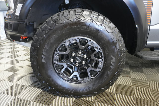 Certified 2025 Ford F150 Raptor w/ Equipment Group 803A Raptor R AWD/4WD image 10