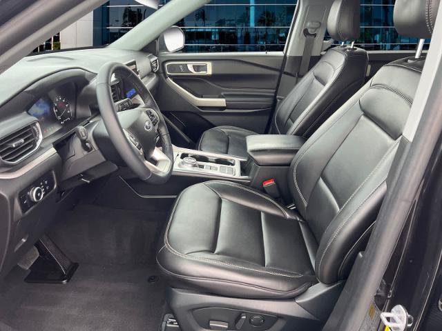Certified 2023 Ford Explorer XLT w/ Equipment Group 202A RWD image 10