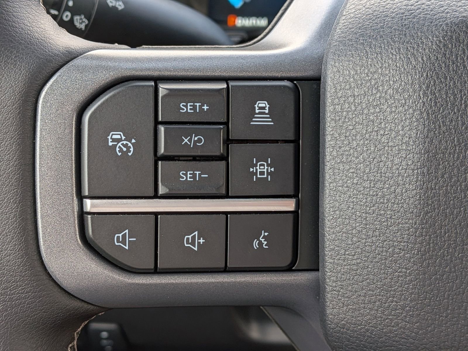 Certified 2026 Ford F250 Lariat w/ Black Appearance Package image 29