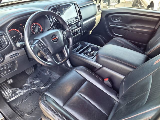 Used 2020 Nissan Titan PRO-4X w/ Pro-4x Convenience Package image 10