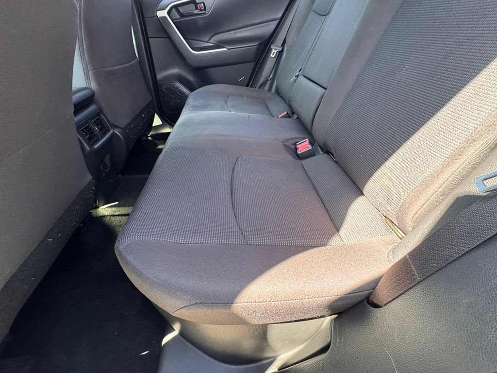 Used 2023 Toyota RAV4 LE AWD/4WD image 29