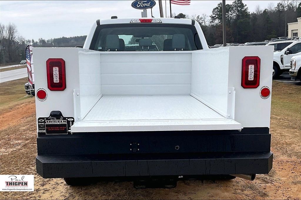 Certified 2025 Ford F250 XL w/ XL Chrome Package image 17