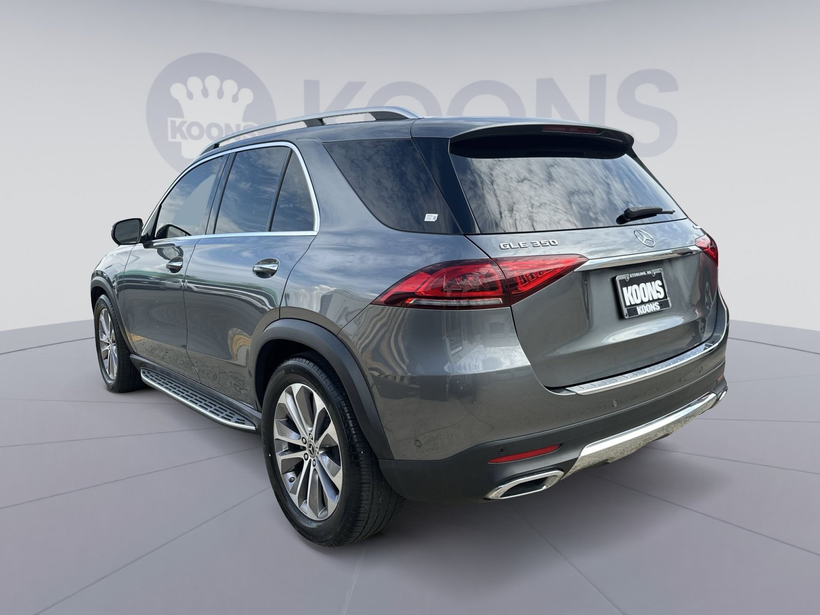 Used 2022 Mercedes-Benz GLE 350 4MATIC w/ Premium Package image 14