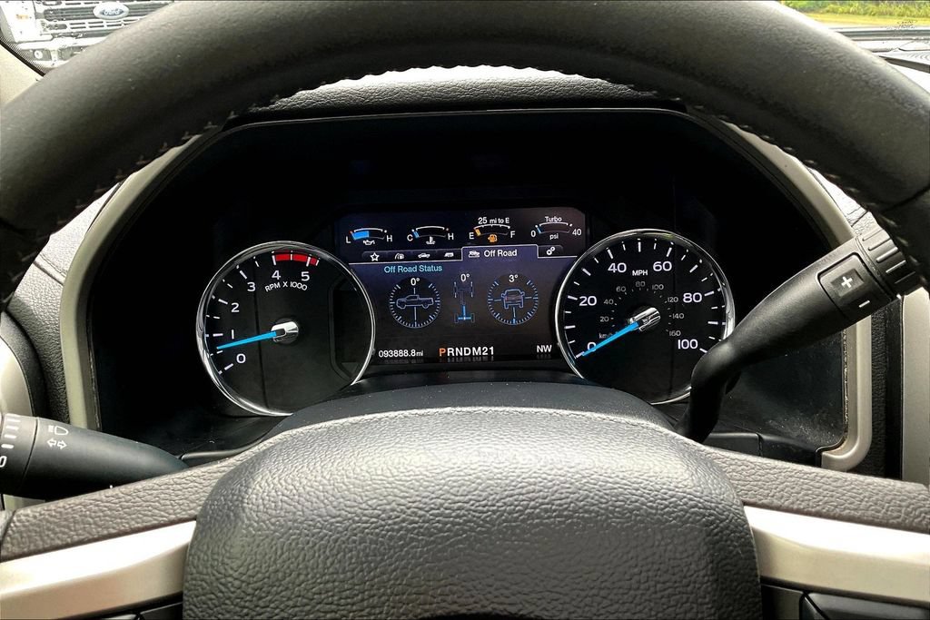 Certified 2019 Ford F250 Lariat w/ Lariat Value Package AWD/4WD image 17