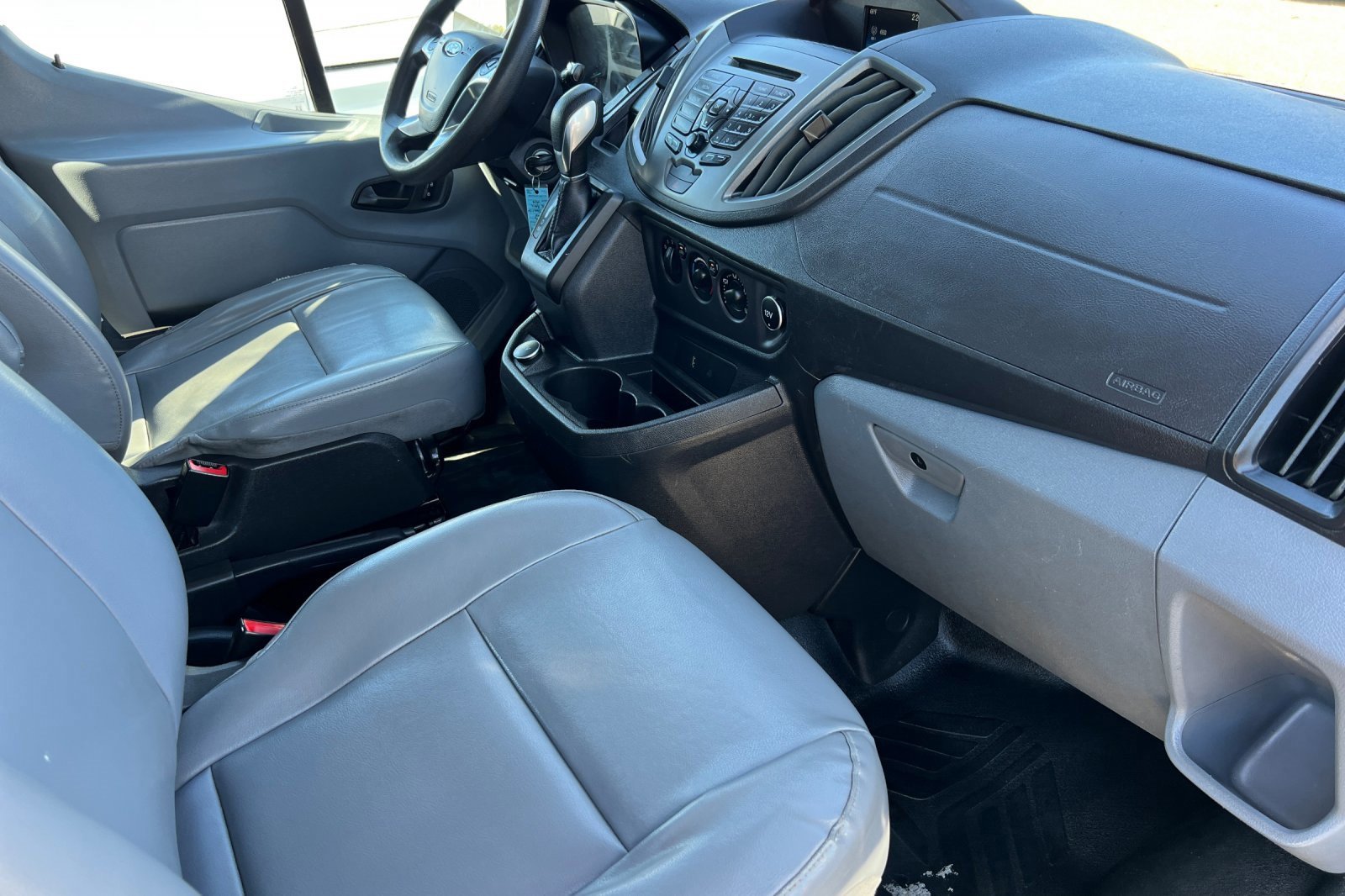 Certified 2018 Ford Transit 150 XL image 18