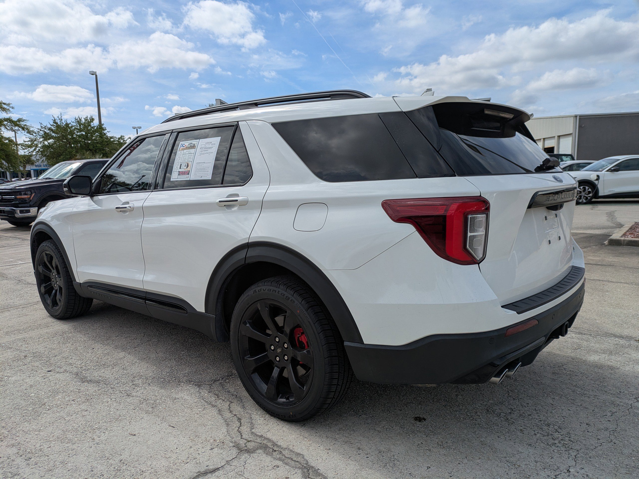 Certified 2023 Ford Explorer ST w/ Equipment Group 401A AWD/4WD image 6