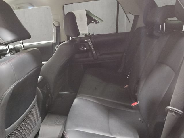 Used 2022 Toyota 4Runner TRD Off-Road Premium AWD/4WD image 22