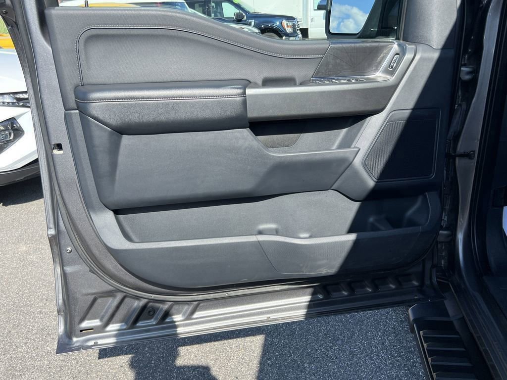 Certified 2022 Ford F150 XLT w/ Equipment Group 302A High image 8