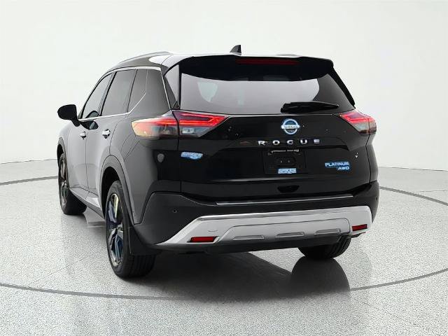 Used 2021 Nissan Rogue Platinum AWD/4WD image 6