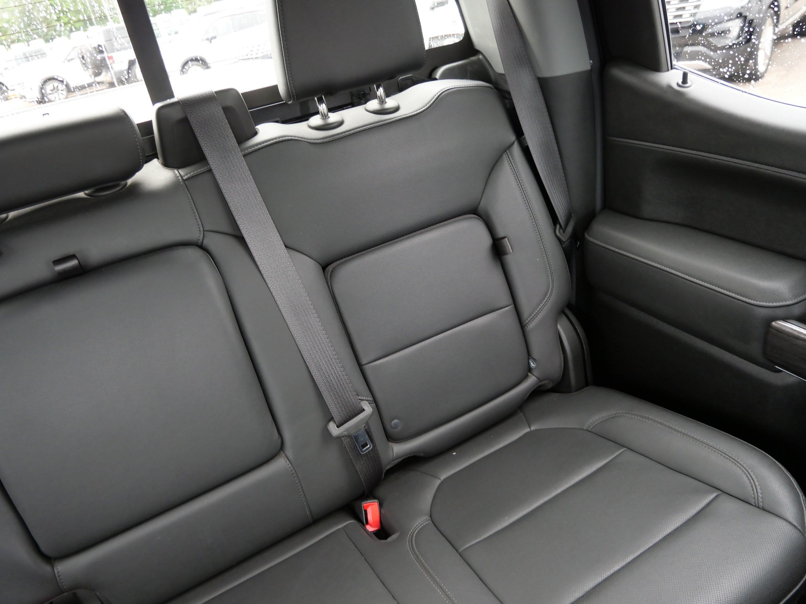 Used 2022 Chevrolet Silverado 1500 LTZ w/ LTZ Convenience Package II AWD/4WD image 14