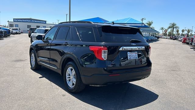 Certified 2022 Ford Explorer XLT RWD image 5