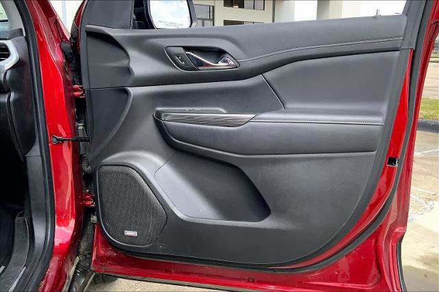 Used 2023 GMC Acadia SLT w/ Elevation Edition image 22