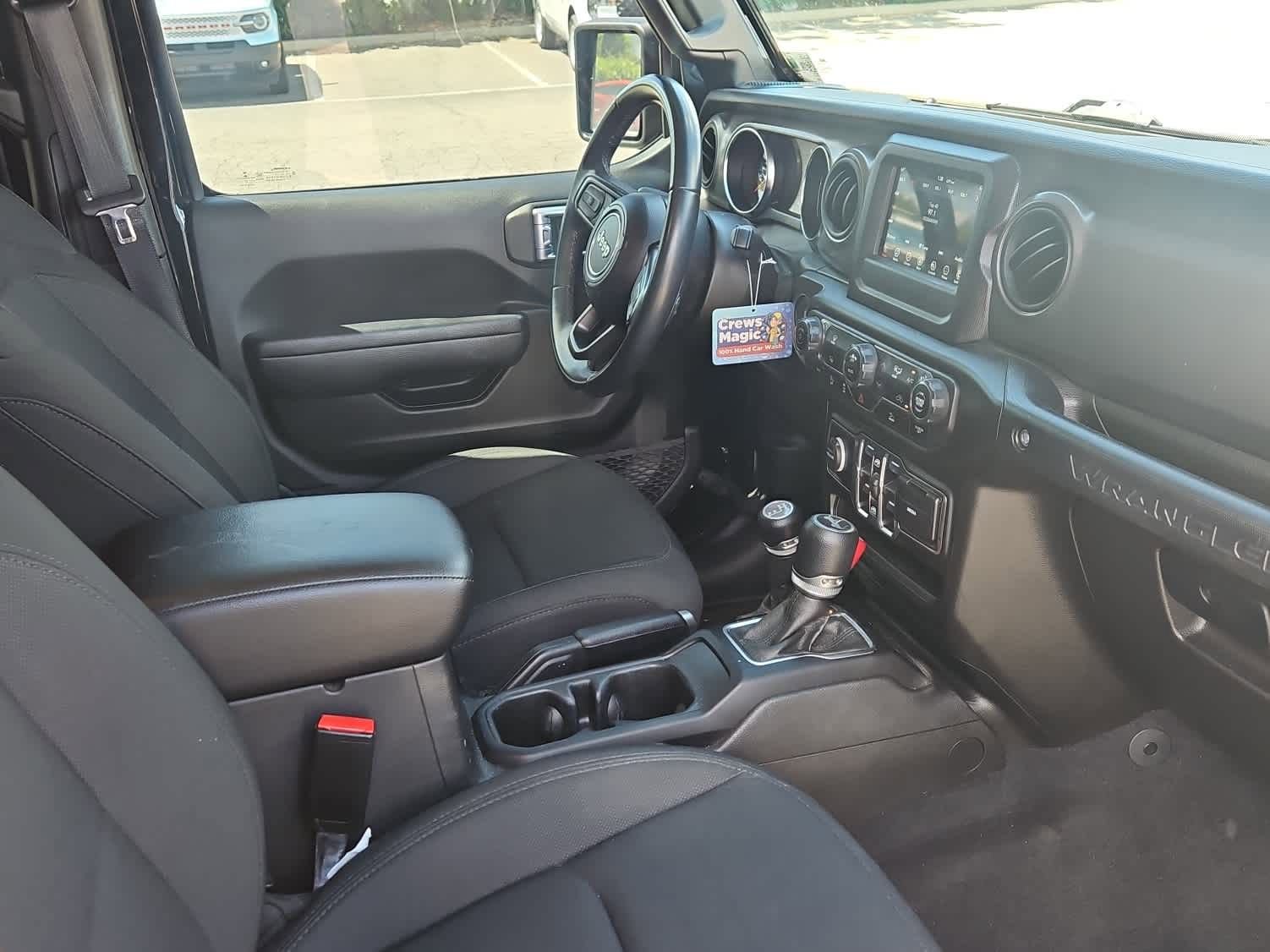 Used 2022 Jeep Wrangler Unlimited Sport AWD/4WD image 13