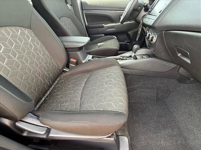 Used 2024 Mitsubishi Outlander Sport ES image 11