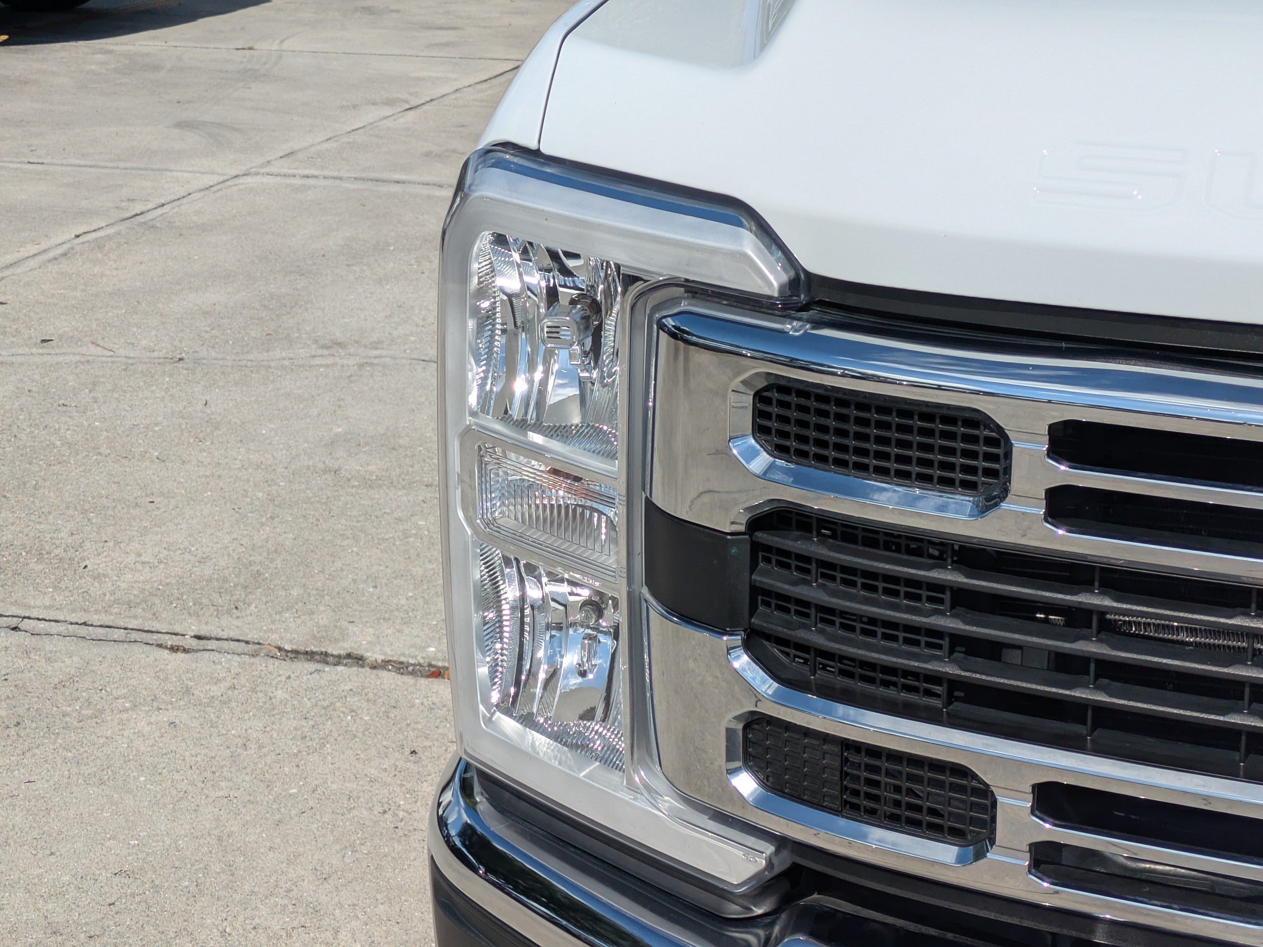 Certified 2025 Ford F250 XLT AWD/4WD image 9