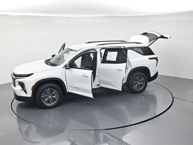 Used 2025 Chevrolet Traverse LT FWD image 53