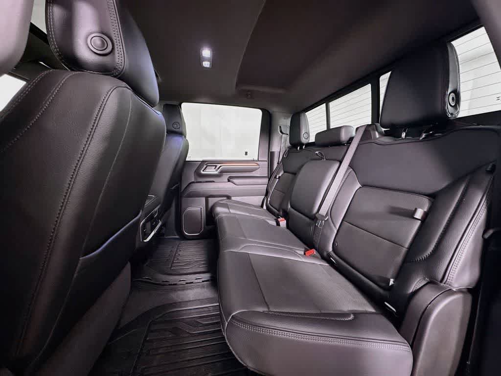 Used 2024 GMC Sierra 3500 Denali w/ Denali Reserve Package AWD/4WD image 14